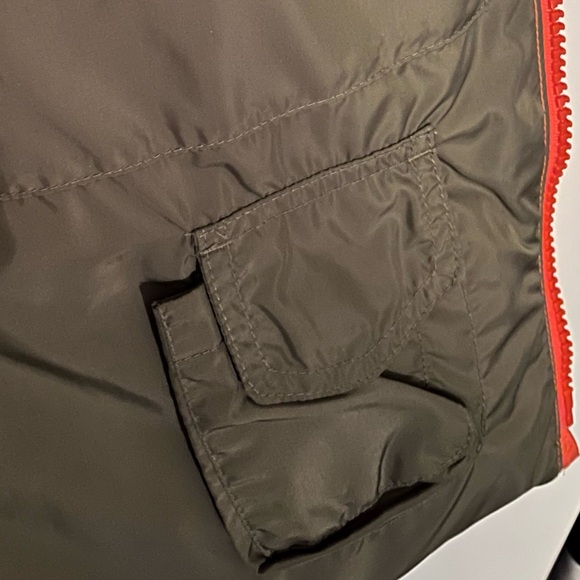 J. Crew Men’s Down Puffer Vest - M - Picture 4 of 6